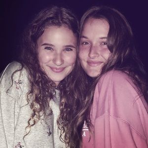 Meet your Posher, Evelyn